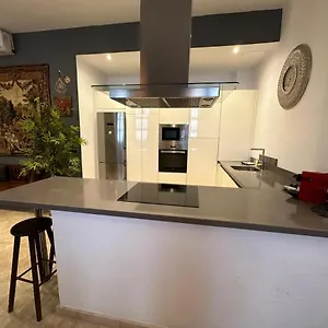 Panther Alfalfa Apartamento